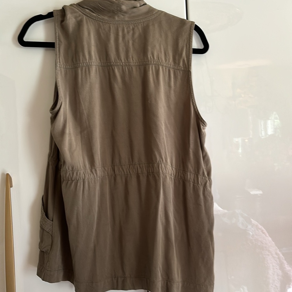Altar’d State Vest - Picture 4 of 4